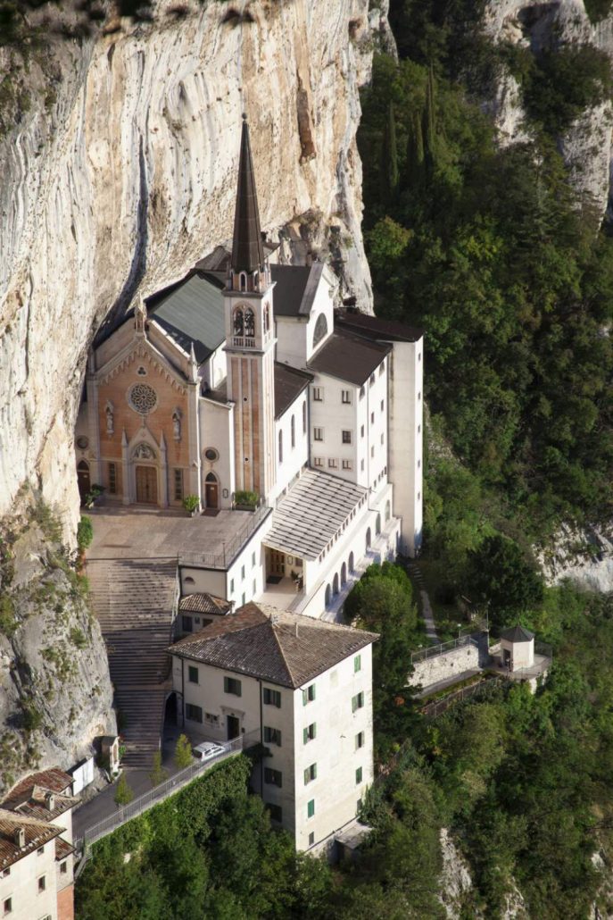 Santuario della Madonna della Corona 687x1030